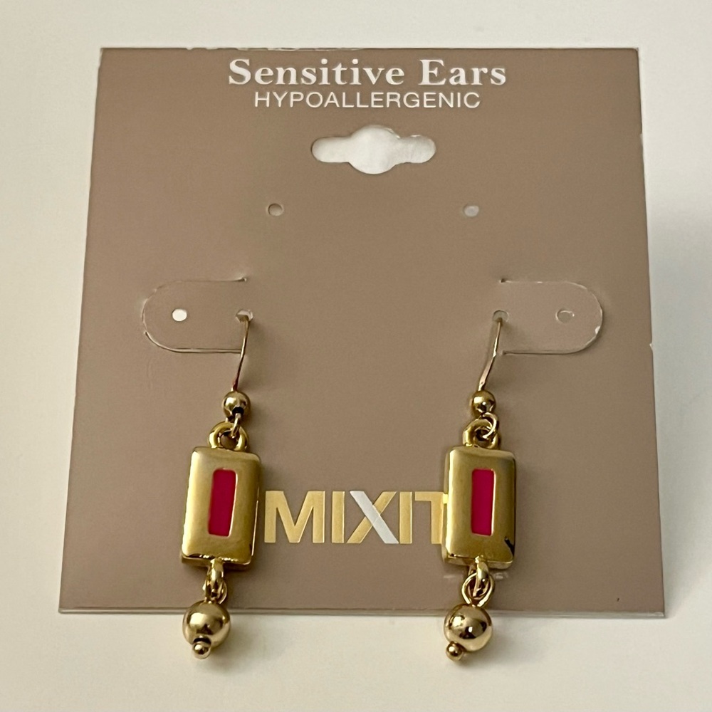 ❤️‍🔥 Gold and Pink Dangle Fish Hook Earrings Hypoallergenic